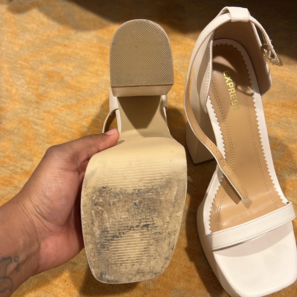 Express Platform Heels - Picture 3 of 3